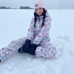 One piece snow suit